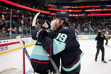 McCann hugging grubauer