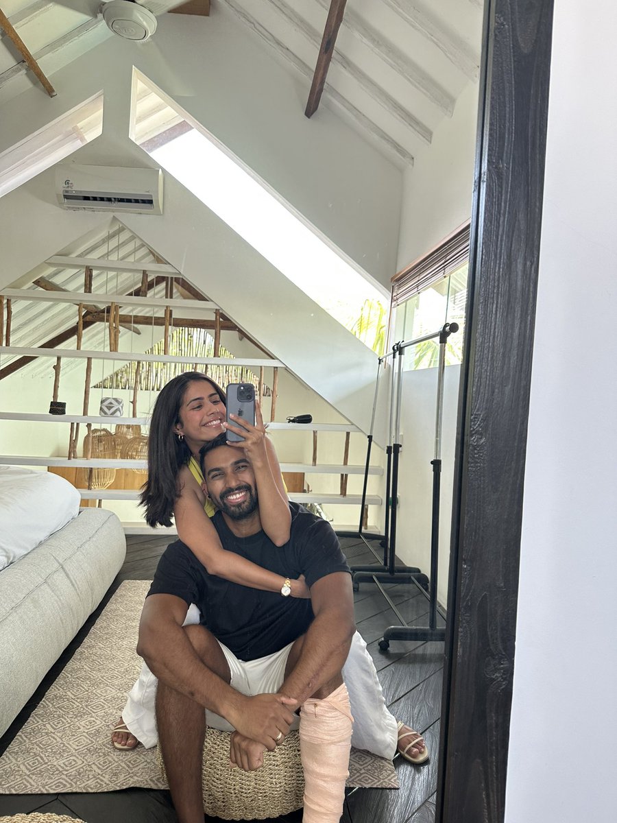 So glad we are in Bali 🫶🏼 My injury certainly altered our plans, but we still made it to this beautiful destination. This Airbnb is just the perfect spot for recovery ✨