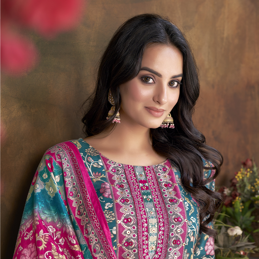 jivorafashion's tweet image. Every design has been thoughtfully chosen to capture the essence of tradition while still ensuring that it perfectly satisfies the needs of modern fashion.   

#Jivora #JivoraFashion #SalwarKameez #IndianEthnicWear #SalwarSuits #Anarkali #IndianWear #IndianFashion