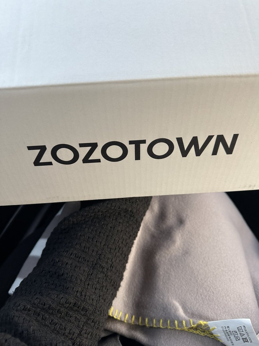 tiiva__'s tweet photo. 念願Stan Smith🩵
#ZOZOWEEK箱CP https://t.co/R6EzRLyD8h