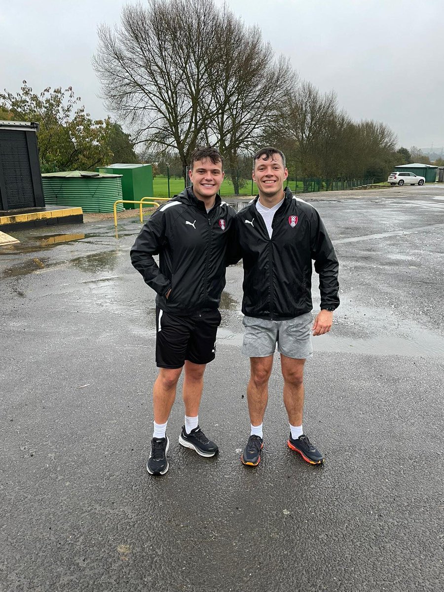 🏃 | A big congratulations to our First Team Analysts James Hare and Sam Baker, who recently completed the <a href="/prostateunited/">Prostate United</a> challenge, raising money for <a href="/ProstateUK/">Prostate Cancer UK</a>

There's still time to donate to their pages below 👇

James: justgiving.com/fundraising/pr…

Sam: justgiving.com/fundraising/pr…