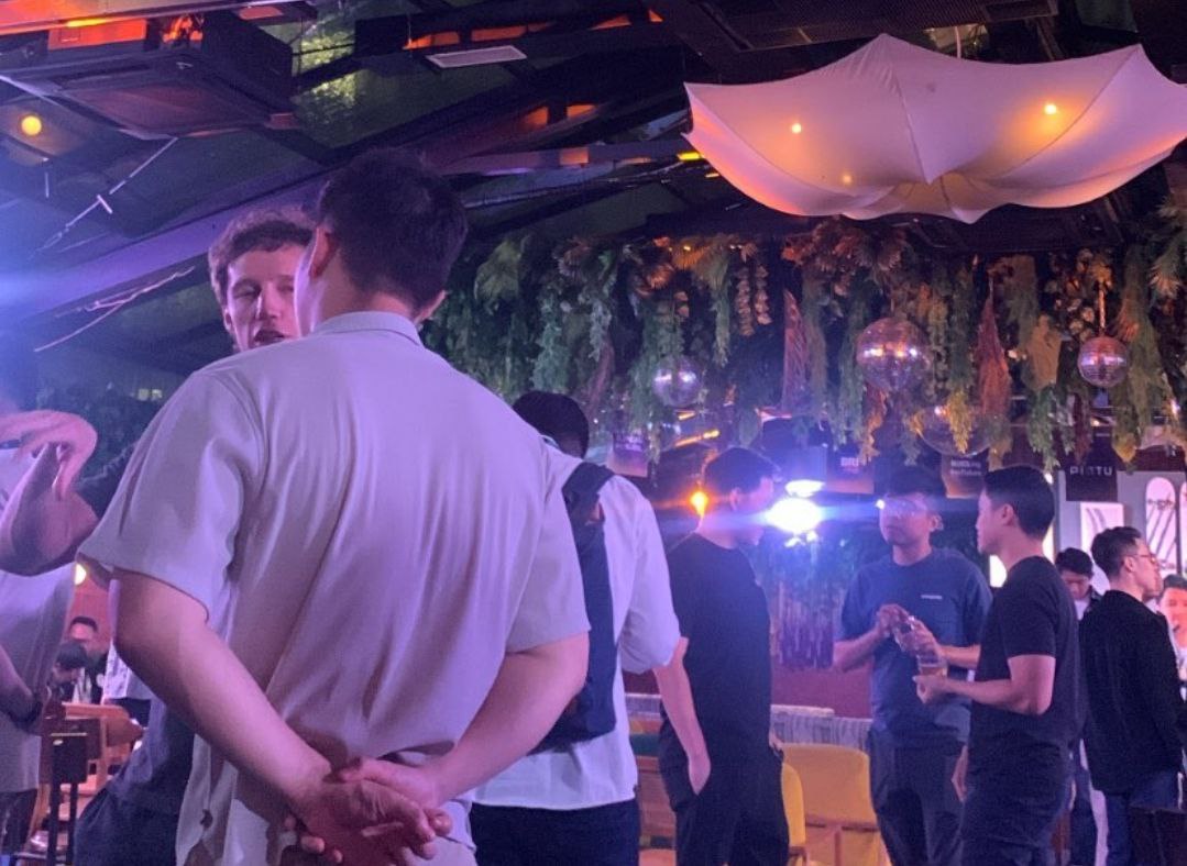 WeShareDAO's tweet photo. BUIDLRS Lounge by @PintuID was amazing!
The Food, The Networking, and The Ambience of it all really makes last night a true WEB3 experience
Also met some astounding individuals in the Crypto Space and get to know new projects.
#weshare #networking #community #Web3 #BUILDRS https://t.co/7VRxN0hnYr