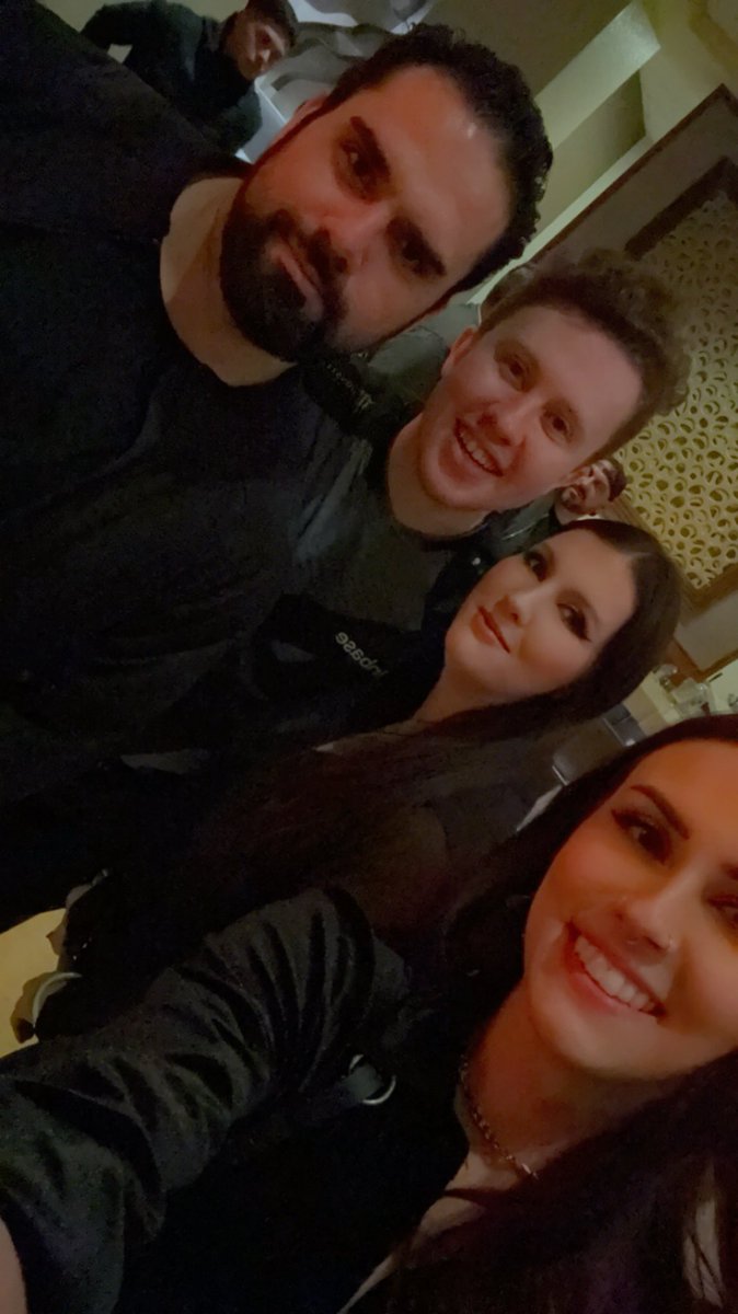 What a good second night! Met the nicest people <a href="/Daizr_/">Daizr</a> <a href="/gromnak/">Gromnak</a>