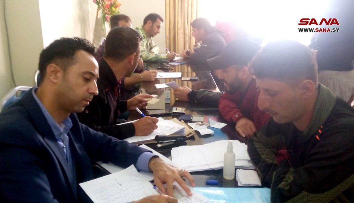 🔴 Suriye hükümetinin çıkardığı aftan sonra, hakkında yakalama kararı bulunanların başvuruları kabul ediliyormuş. 

Dönmek isteyen herkes vatanına özgür ve güvenli bir şekilde dönebiliyor.