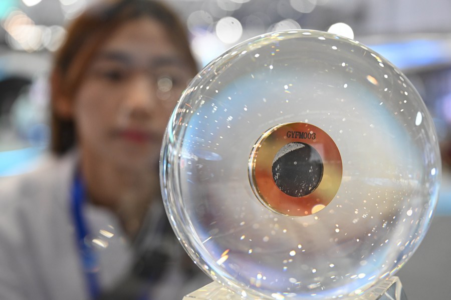 PDChina's tweet photo. China has opened the domestic and international borrowing applications for the seventh batch of lunar samples, which will last until December 22, the China National Space Administration said in a statement on Friday. #LunarExploration #LunarSamples https://t.co/q33DBi4Zft