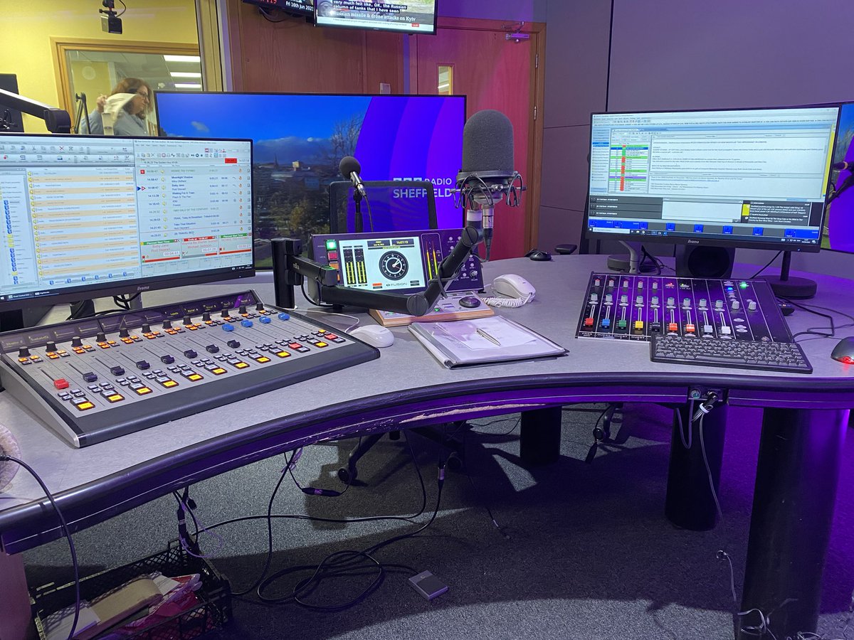 It’s a really sad day. After 38 years of commercial and public sector local broadcasting today is the last show. When I first started there was a jingle that went “it’s great to have a radio station as a friend” . So many friends now who I will really miss. Howie x