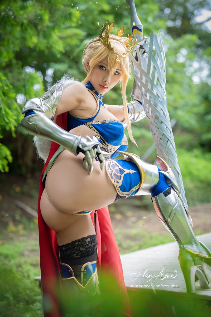 Haneame_no2's tweet photo. #FGO #FATE Saber lancer Artoria  cosplay         
Your KING💛 #HaneAme      

Photobook▶ https://t.co/aRLxKWCctU
日本写真集▶ https://t.co/pqzkO6sJjW https://t.co/ksocOZwinR