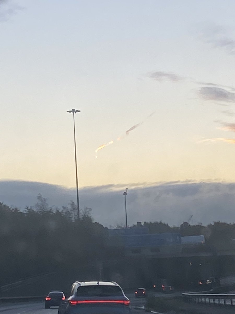 Just seen this flying over Manchester looks like it’s blown in the sky and going down!! #plane #meteor ??