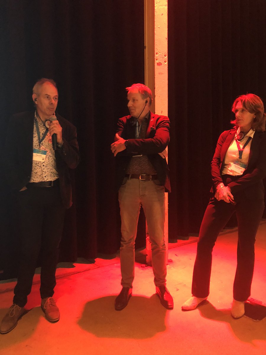 Met de <a href="/slimsteweg/">slimsteweg</a> hadden we gisteren een mooie dag op de Innovatie Expo in Rotterdam. Veel aandacht voor de Innovaties uit de Achterhoek, waar burgers de N825 tot hun weg hebben gemaakt. Resultaat van het samenspel met <a href="/provgelderland/">Provincie Gelderland</a> <a href="/heijmansnl/">Heijmans</a> <a href="/Saxion/">Hogeschool Saxion (inactief)</a> <a href="/AbelLeisure/">AbelLeisure - Meer dan routes</a>