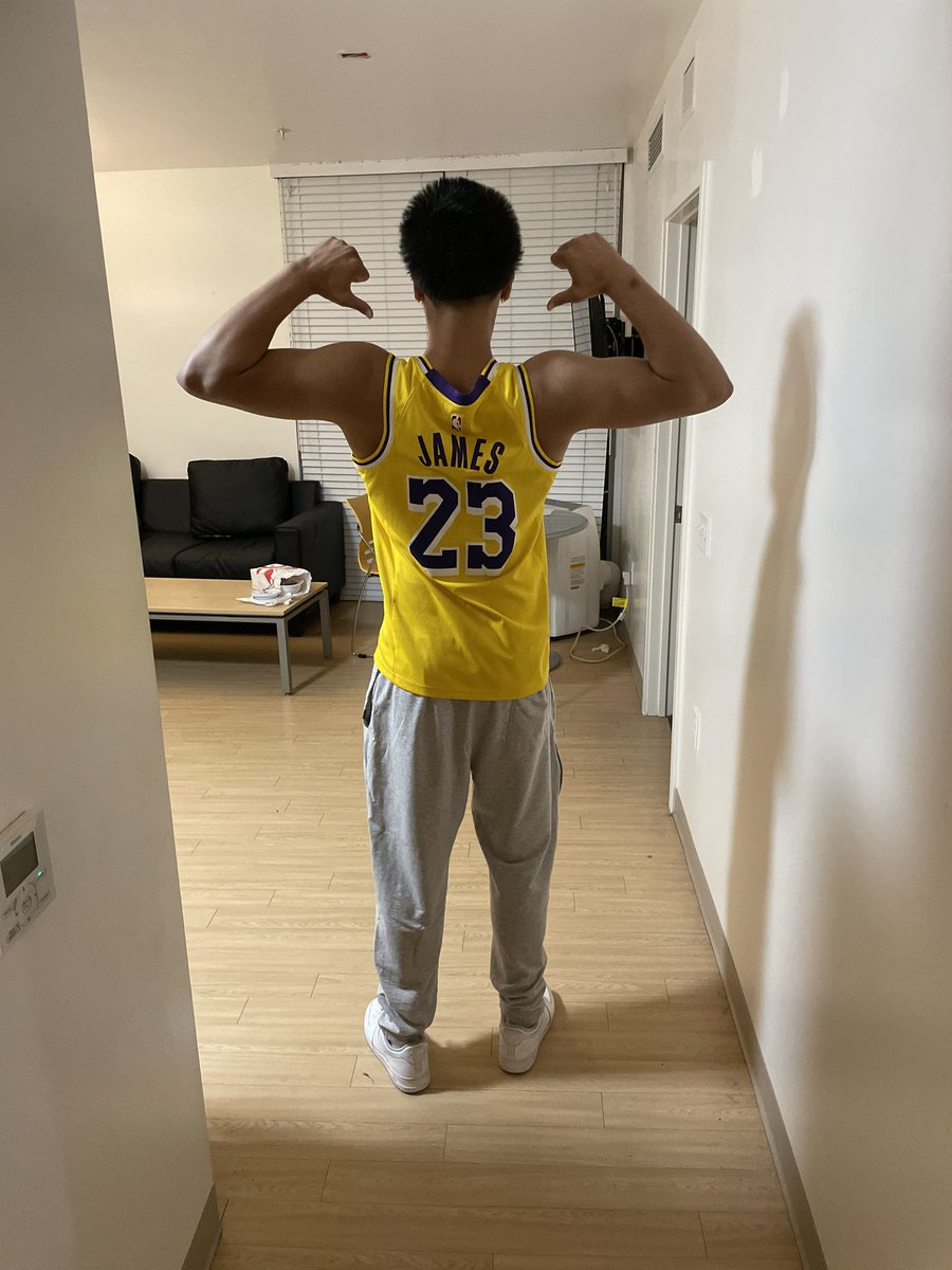 ej tweet media