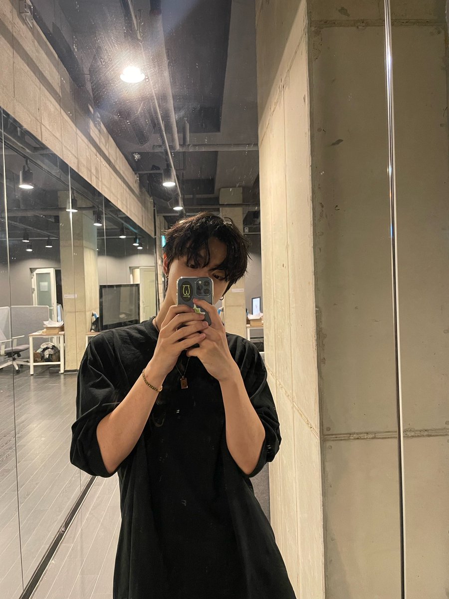 leopiics's tweet photo. 🦁 🫧 https://t.co/MUnNUwGbKw