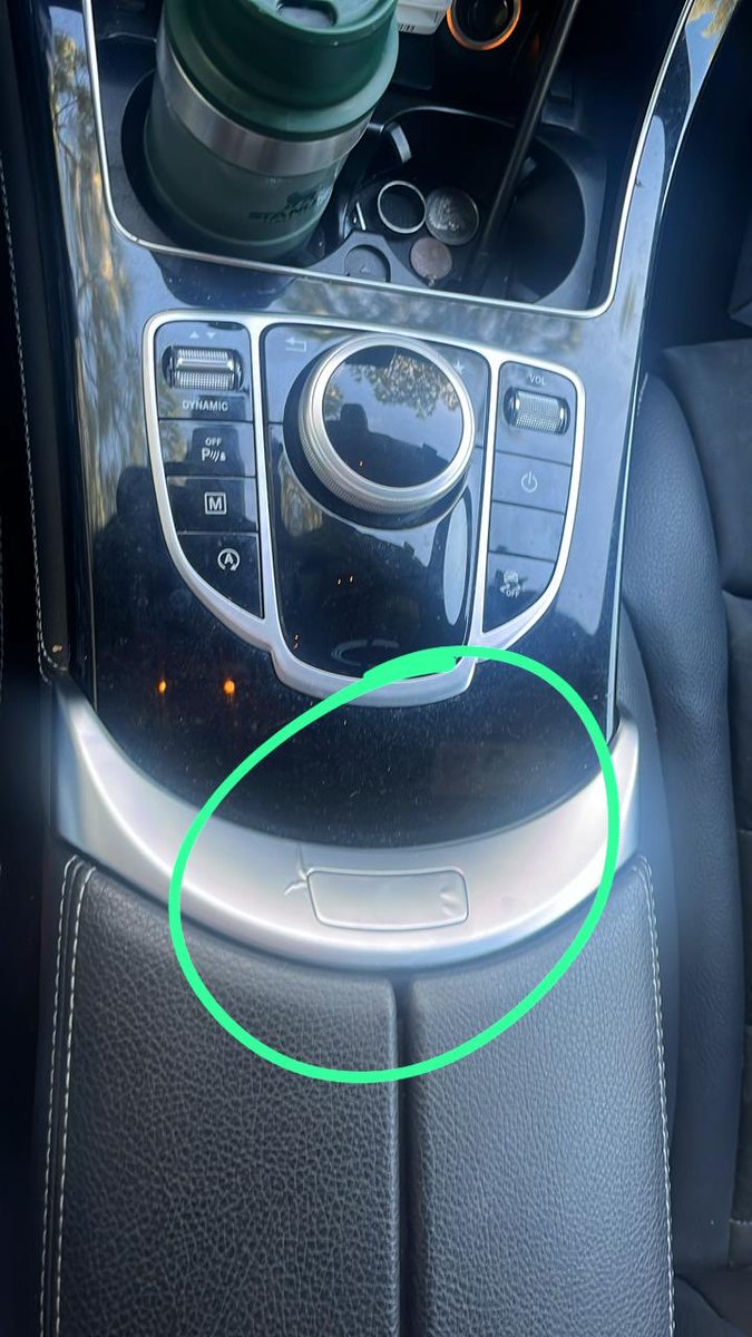 Amazing quality by ⁦<a href="/MercedesBenzGR/">Mercedes-Benz Hellas</a>⁩ ⁦<a href="/MercedesBenz/">Mercedes-Benz</a>⁩. GLC250 less than 4 years with 56K Km. The tear on the chair appeared almost a year ago. You call the customer service of ⁦<a href="/MercedesBenzGR/">Mercedes-Benz Hellas</a>⁩. Since 7th Oct (email reply by them) NO RESPONSE! Congrats everyone!!