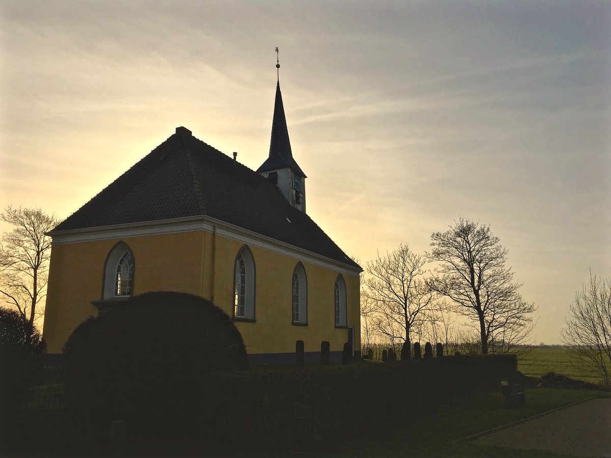 Mooigrunnen's tweet photo. De Georgiuskerk in Stitswerd.
Meer lezen: https://t.co/fT3QmGidCf
.
#mooigrunnen #mooigrunneninbeeld #stitswerd #daspasgrunnen #dorpenindegemeentehethogeland https://t.co/3jW6P3G291