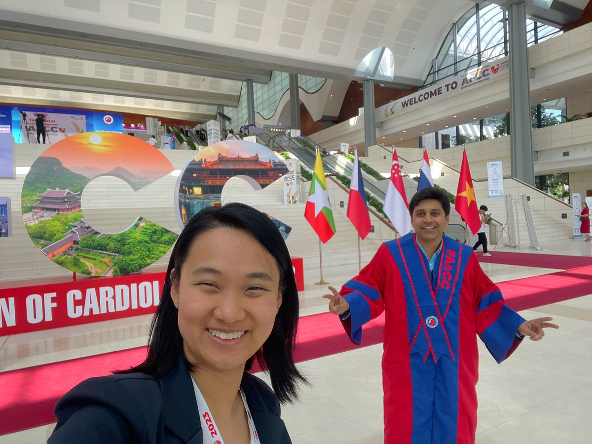 chenruth's tweet image. What an exciting morning at #AFCC ! We have a track solely dedicated to ACVC! Glad to meet so many Vietnamese Critical Care Cardiologists!
