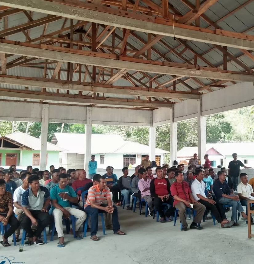 IPNLF's tweet photo. Yayasan IPNLF Indonesia (YII) recently held a fisher workshop in Kawa, #Indonesia, to help improve #fish handling practices and preserve the quality of their catch. Over 70 #fishers attended - encouraging signs of their eagerness to participate in the global market. https://t.co/eKgrSS6b8I