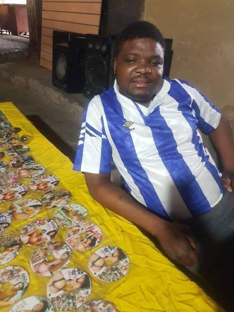 Gift White tweet media