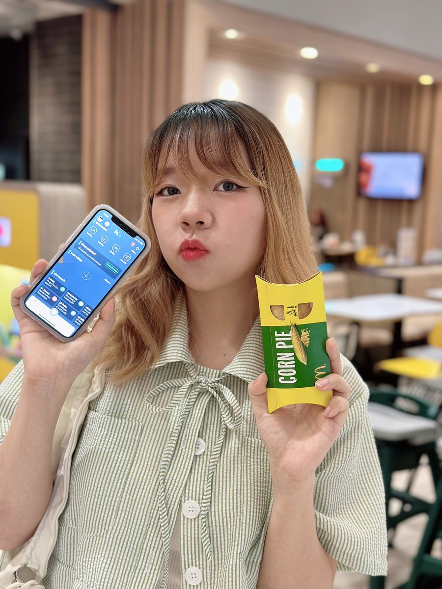 KN_Shappo's tweet image. ไปแลกพายได้ของกินง่ายๆใช้คะแนน #KPoint จ่ายได้ แค่แสกน QR ผ่าน K PLUS แล้วเลือกจ่ายด้วย KPoint
✨K Point 10 คะแนน = 1 บาท 
แถมยังมีวันพิเศษอย่าง K Point Day ทุกวันที่ 8-9 ของทุกเดือน ใช้เริ่มต้น แค่ 8 คะแนน แลก e-Coupon ส่วนลดคุ้มๆ ได้บน K+market #ง่ายเกิ๊น #คุ้มค่า #ของดีบอกต่อ