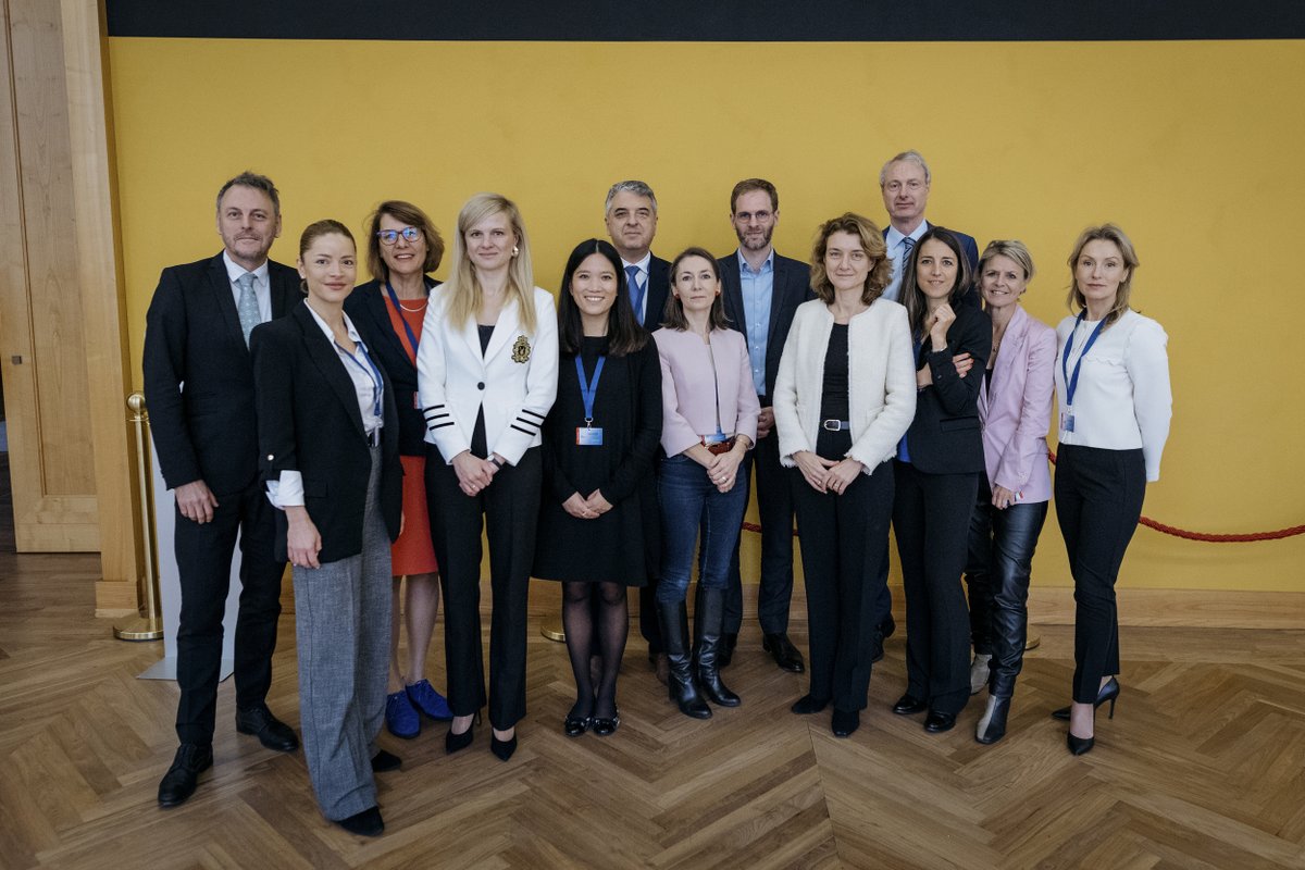 lykkefriis's tweet photo. Thanks to @planungsstab for hosting yesterdays's workshop on EU-enlargement and reform as input to #FutureEU
Background reading:
👉https://t.co/8wdxRruubB
👉https://t.co/0QmnlofZTY
@ecfr #PowerAudit coming up (📷@Photothek.de) https://t.co/Aq4Adj9wXp