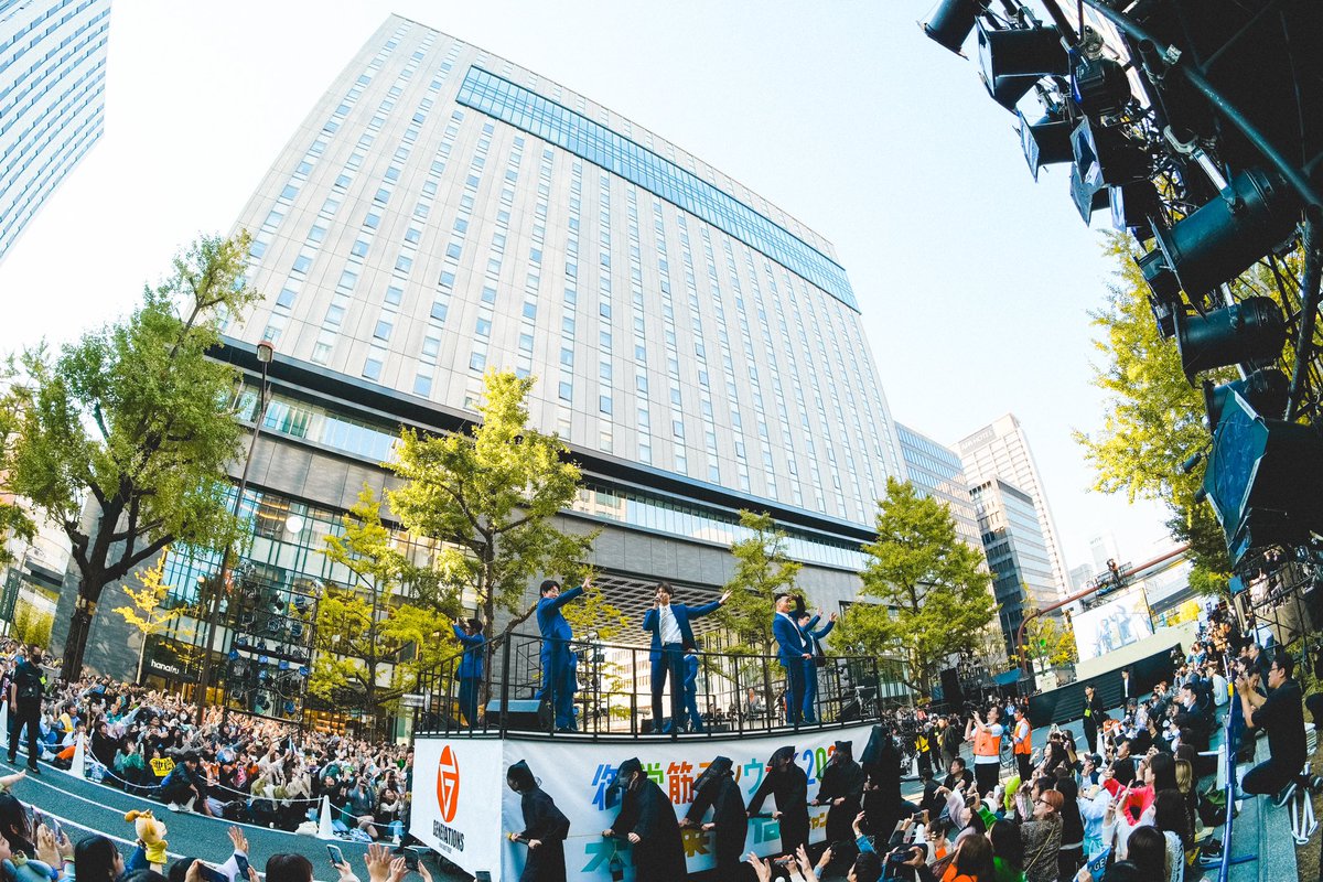 generationsfext's tweet photo. 「#御堂筋ランウェイ2023」

日本と世界、過去と未来への懸け橋！🌈

素敵なイベントに参加させて頂き
ありがとうございました😊

" 集まれ！騒げ！繋がれ！"

#GENE_集まれ騒げ繋がれ 
@midosuji_runway https://t.co/nnOfSRVJdY