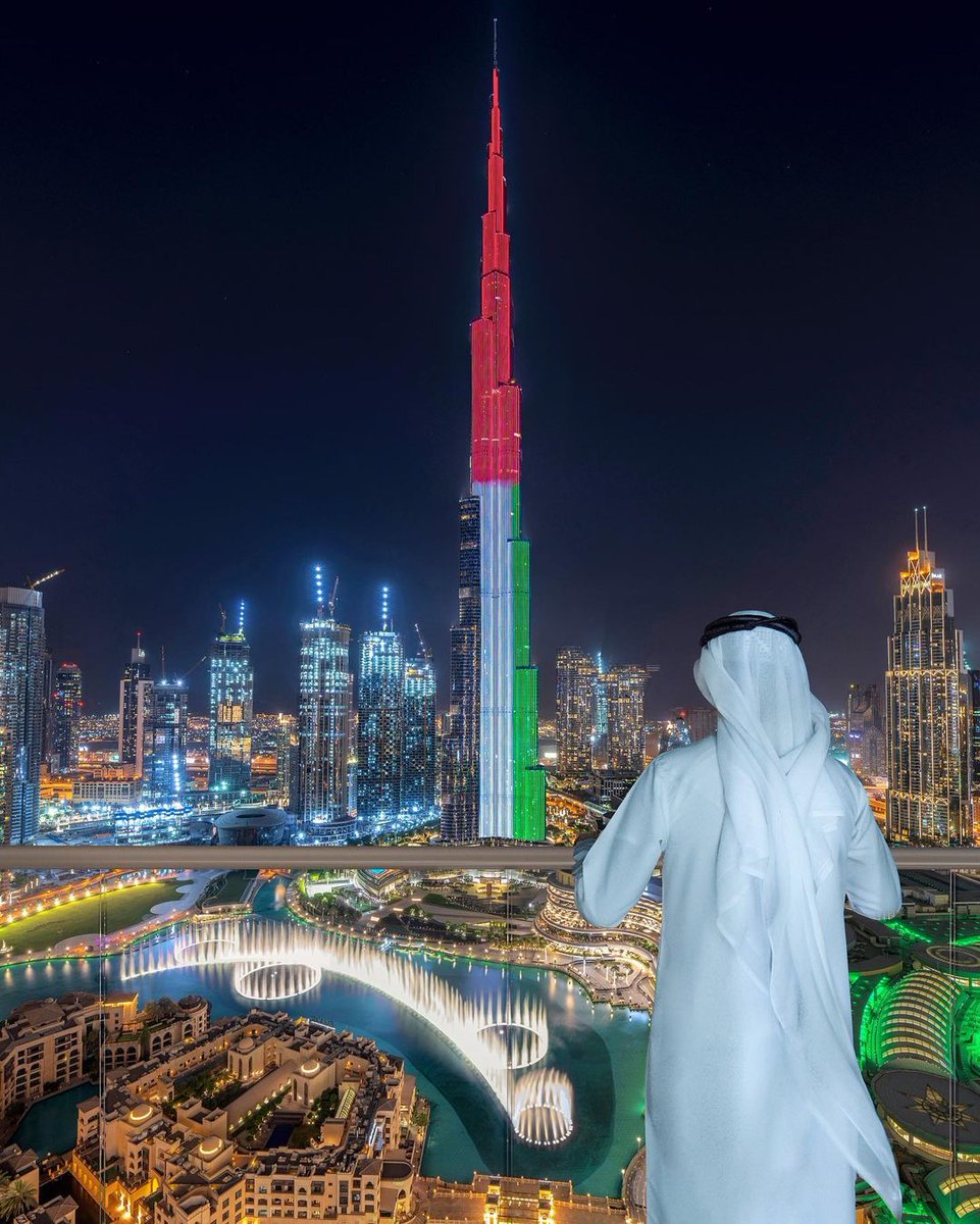 Happy UAE Flag Day ❤️ Let the colors of pride shine high!
📸 IG/dubai.uae.dxb
#VisitDubai #UAEFlagDay