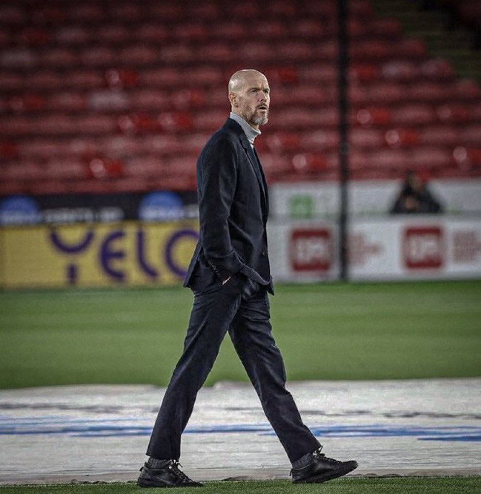 🚨🇳🇱
 Erik ten Hag has ordered his players to have one to one sessions with him to mend Man Utd’s broken dressing room! 

Ten Hag wants to know from each what issues they have with him, his staff, teammates and training in a series of cleartheair meetings today and tomorrow!