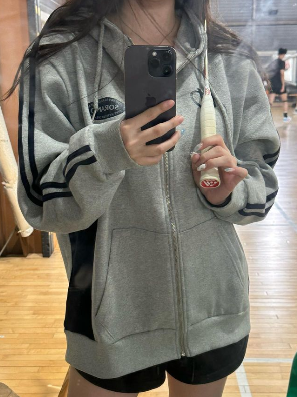 陪老板出来打羽毛球 https://t.co/4dJsMgUk7y