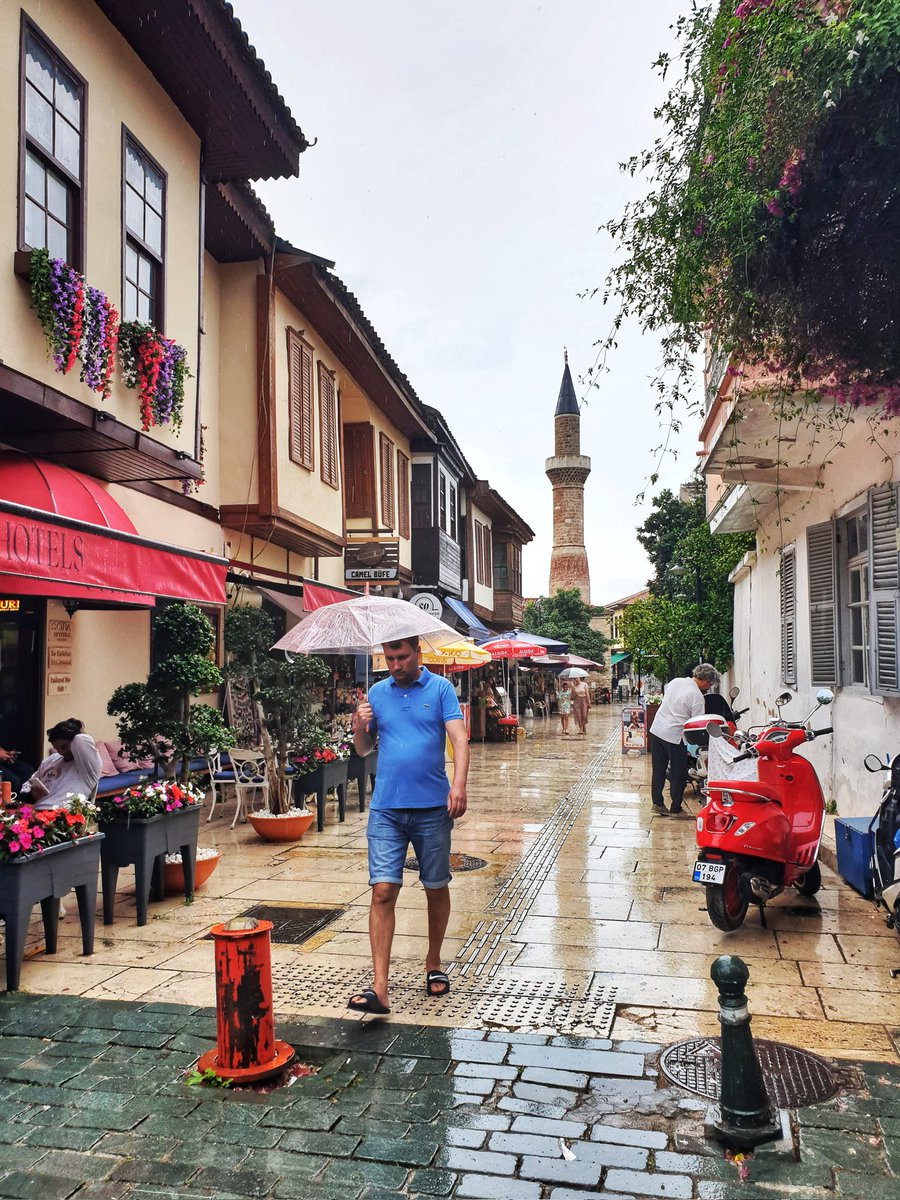 ozdemy's tweet photo. antalya kaleiçi. https://t.co/CC8i2Hi6vi