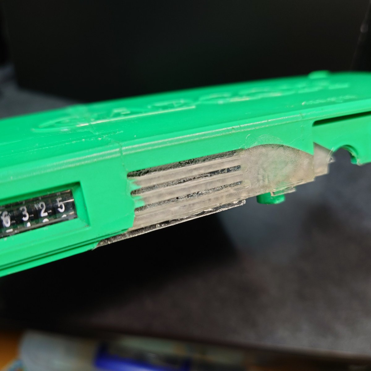 MiracleHero1's tweet image. #CPS2
プラリペア完了
バリ取りはこれからだけど、排気口の部分思ってたよりかは上手くいったかな