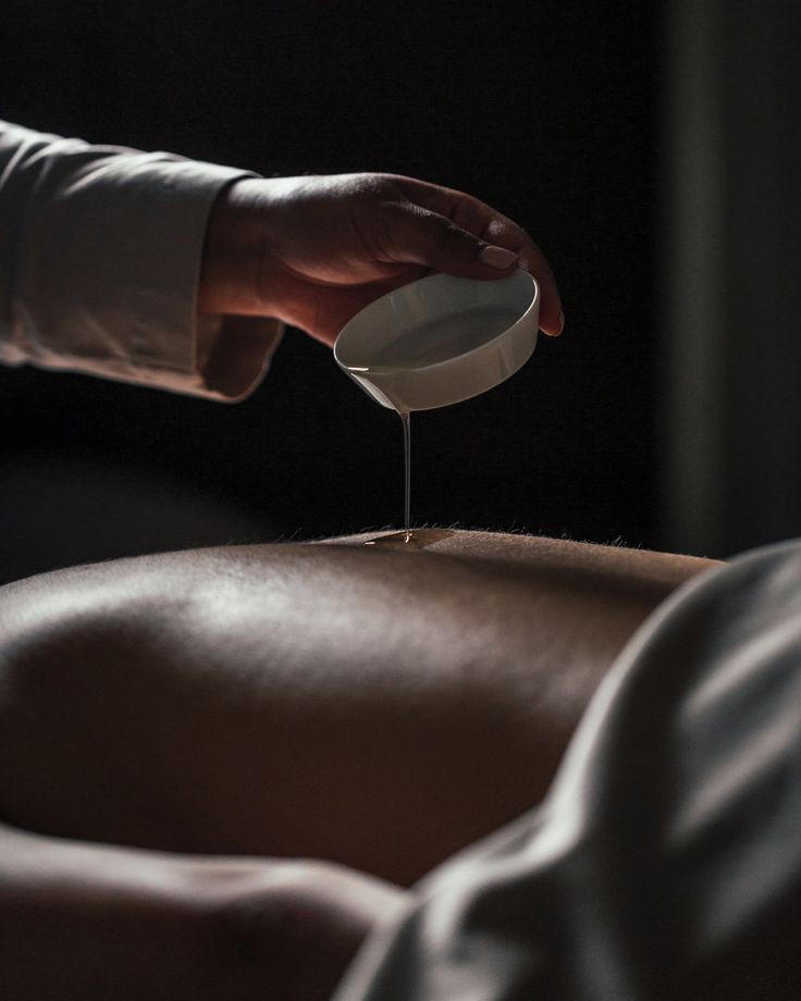 TimeHouseSpa1's tweet photo. This is a spa 

Male therapist available

Couple Massage available
. we have ladies . we have male therapist. we are located in dubai #massagecenterdubai #massagedubai #massageindubai #dubaimassage #bubaihomeservise #massagehomeservice #hotelserviceavailable 
+9710589682436 https://t.co/OtNStvSK6V