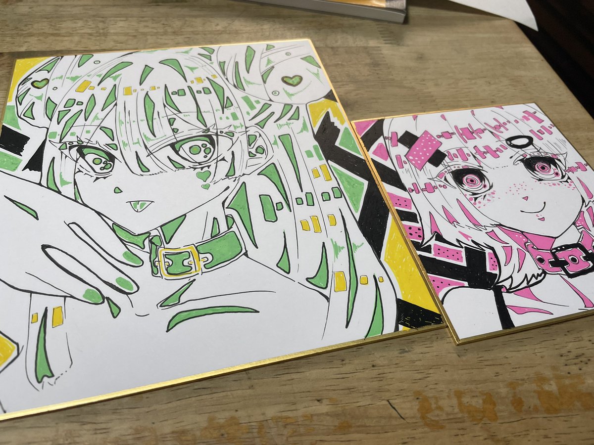 今週末のメルメリィマーケットに日曜日だけ参加します!! 新作グッズは一枚目、前の作品は2枚目のリストにまとめています! 灰色になっているものはもう販売終了しているものです。 3枚目は傷がついてしまったのですが、眠らせるのはもったいないのでB品として販売する、アクリルブロックです。 値段は3000円→2000円になります。 傷があってもお迎えしたい、大丈夫な方のみお迎えしてください。 4枚目は原画です。 大きめの色紙の緑の作品は3000円 小さめの色紙のピンクの作品は2000円 で販売予定です! 皆さんぜひ遊びに来てください!! 日曜日のみなので、当日お会いする方はよろしくお願いいたします!! #メルメリィ #メルメリィマーケット