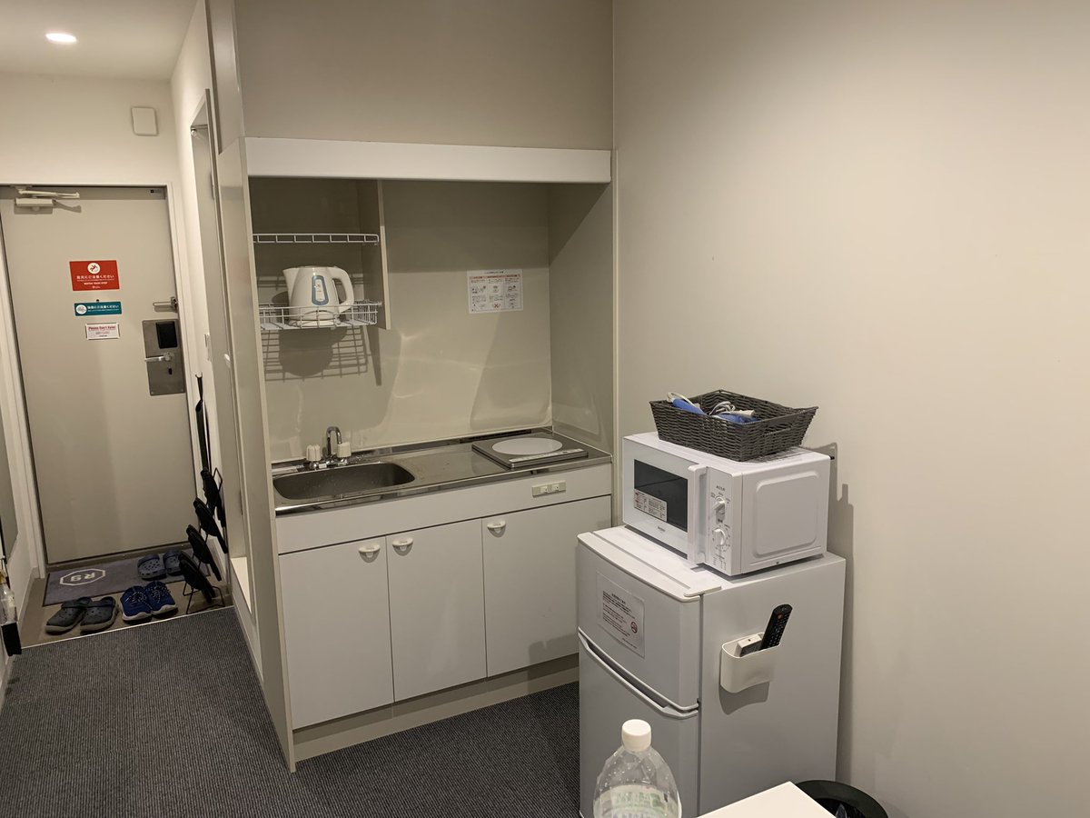 宿泊費2500円(軽食付き)