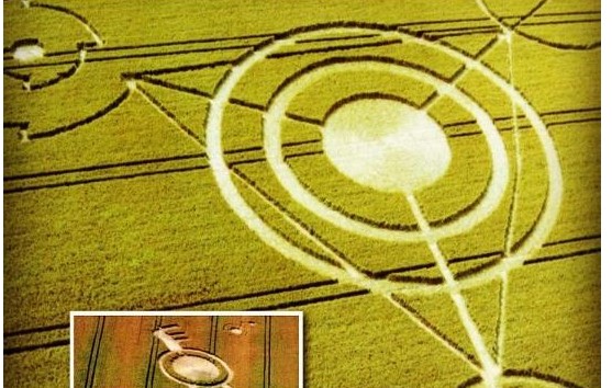 Tue 7th Nov the next talk of the 23/24 season. The subject 'The Crop Circle Mystery' from 18:30 at the Studio The Hawth, Crawley, RH10 6YZ. A stunning slideshow, Andy Thomas explores the extraordinary and controversial phenomenon of crop circles, Book @ bit.ly/3LrhvHe