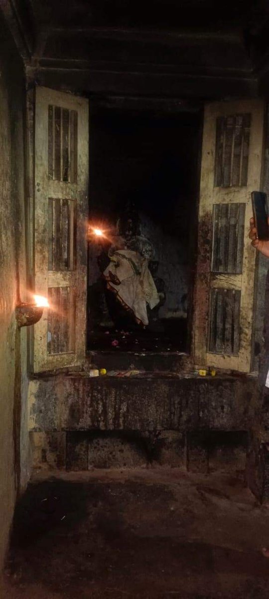 Pathetic maintenance at Tenkasi Shri Kasi Viswanadhar temple. 
#SaveTNTemples