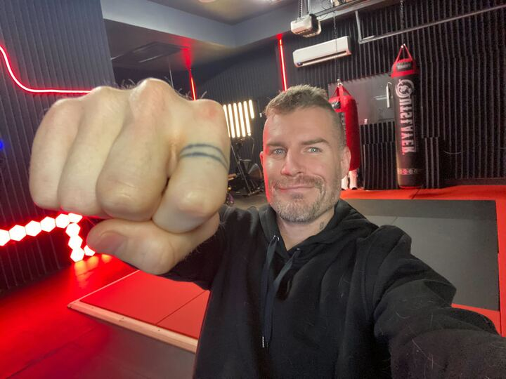 ZssBecker's tweet image. 3am. 👊it back with a 💙

When you make it, you won't be happy because trying to make it was what made you happy.

You are not gonna go on perma vacation. Anything you buy will become routine/boring as anything you own now.

Instead just make "making it" your way of life.