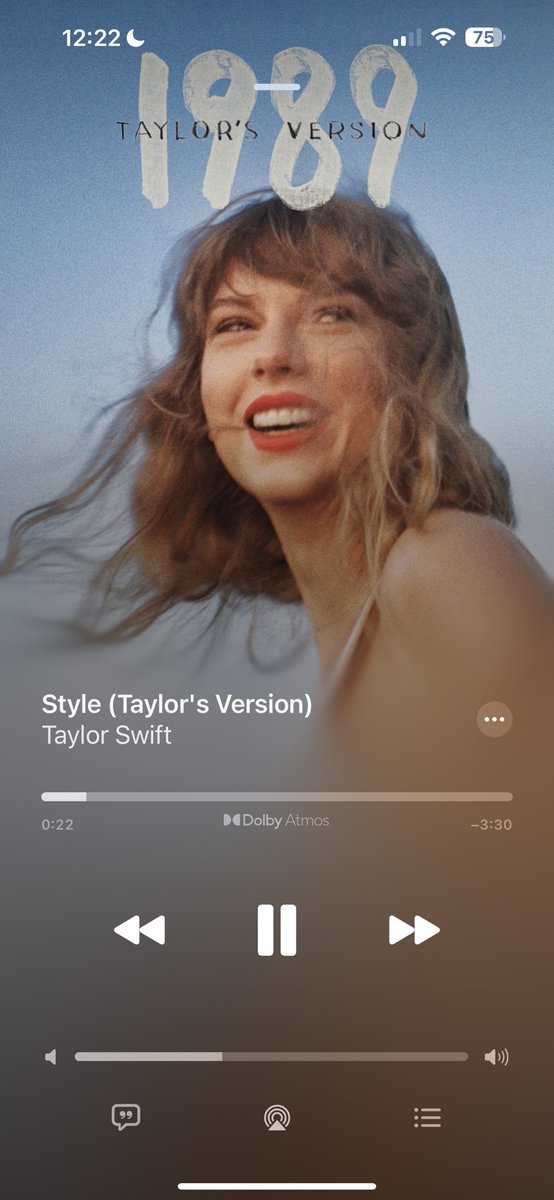 imlaurax's tweet photo. My favorite album and one of my absolute fave songs. Sooo many memories listening to this album years ago with one of my friends!!! So many songs just fit so much going on at the time lol 💛 #wenevergooutofstyle https://t.co/9F1iQEoAEz