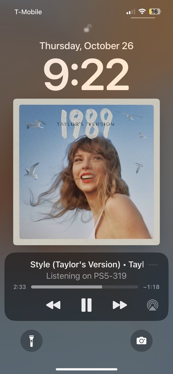 speerora's tweet photo. No one speak to me ‼️
#1989TaylorsVersion https://t.co/BFxp4uHgTk