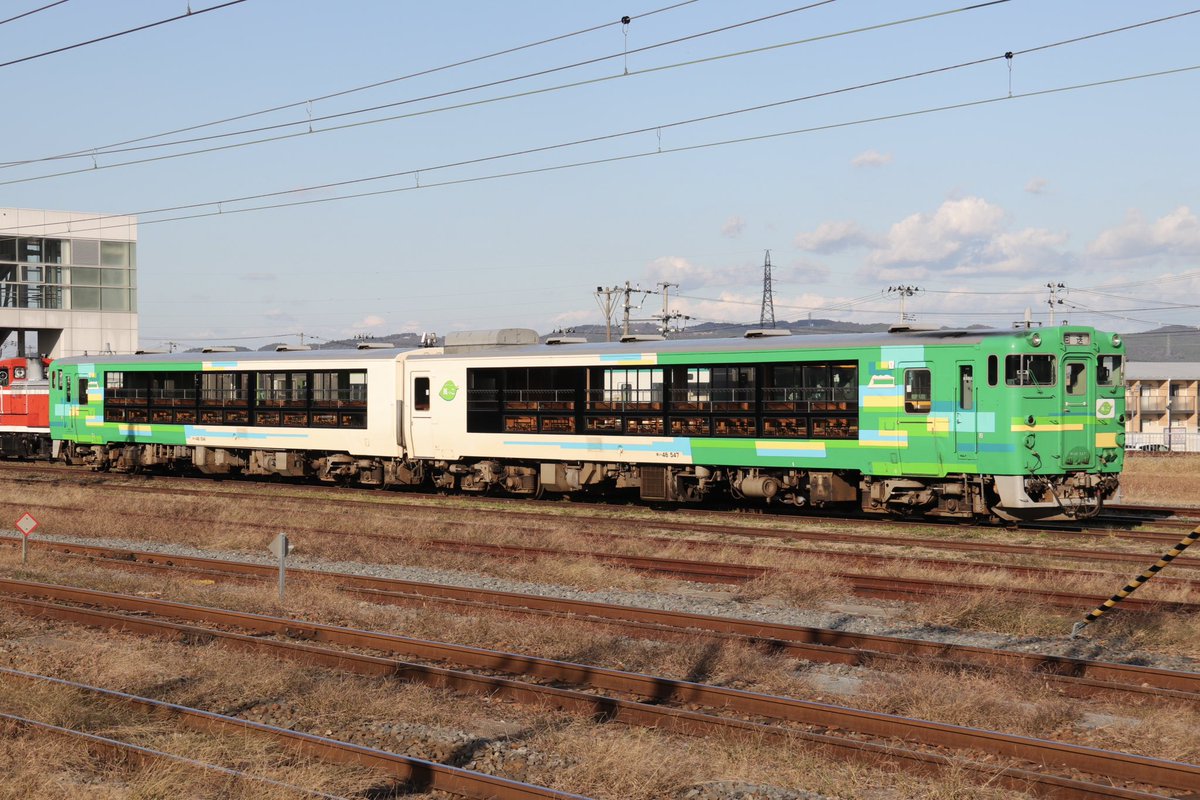 tetudou_bot's tweet photo. 小牛田駅にはいろんな車両がいましたね。 https://t.co/Bu0ifpgq7v