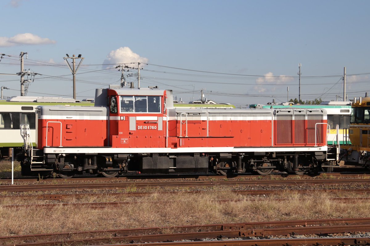 tetudou_bot's tweet photo. 小牛田駅にはいろんな車両がいましたね。 https://t.co/Bu0ifpgq7v