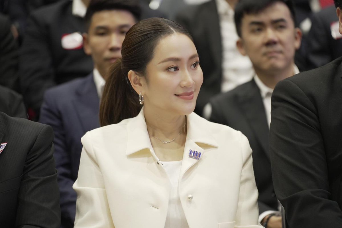 ployiseau's tweet photo. นารีอุปถัมภ์ https://t.co/lxGrLRht1t