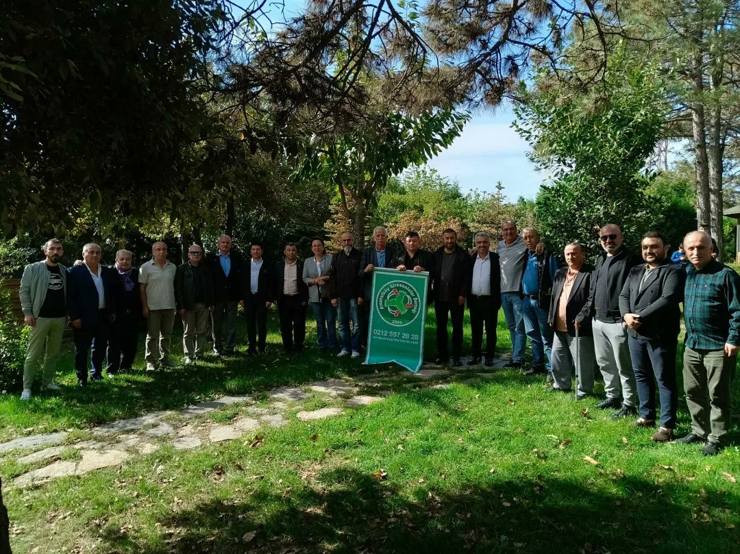 bahgider2834's tweet photo. İstanbul’daki Giresun Dernekleri Başkanları ve YK Üyeleri Arnavutköy Giresunlular Derneği Başkanı Ahmet Karasakal’ın ev sahipliğinde bir araya geldi. Derneğimizi temsilen Başkan Vekilimiz Hasan Basri Çabukol katılım sağladı. Giresunumuz için yapılacak tüm çalışmaları destekliyorz https://t.co/XFTGe4KdGc