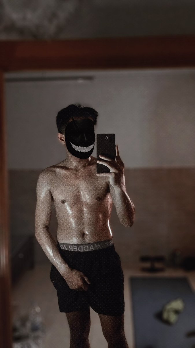 waraphon_su's tweet photo. 🐷 ล่ำๆ https://t.co/KiZPoP0ePc