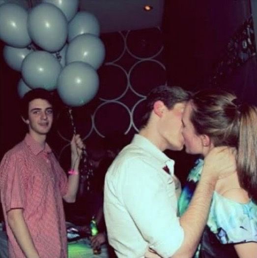 𝑰 𝒘𝒐𝒏’𝒕 𝒅𝒊𝒆 𝒕𝒐𝒎𝒐𝒓𝒓𝒐𝒘
𝑾𝒉𝒆𝒏 𝑰 𝒔𝒆𝒆 𝒚𝒐𝒖𝒓 𝒏𝒆𝒘 𝒉𝒆𝒓𝒐