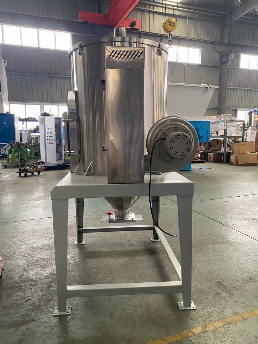 minimary100's tweet photo. European-style dryer~
mini mary
whastapp:+8613905568136
​#dryer
​#hightemperaturedryer
​#stainlessteeldryer
​#200degreedryer https://t.co/5monZLfLtN