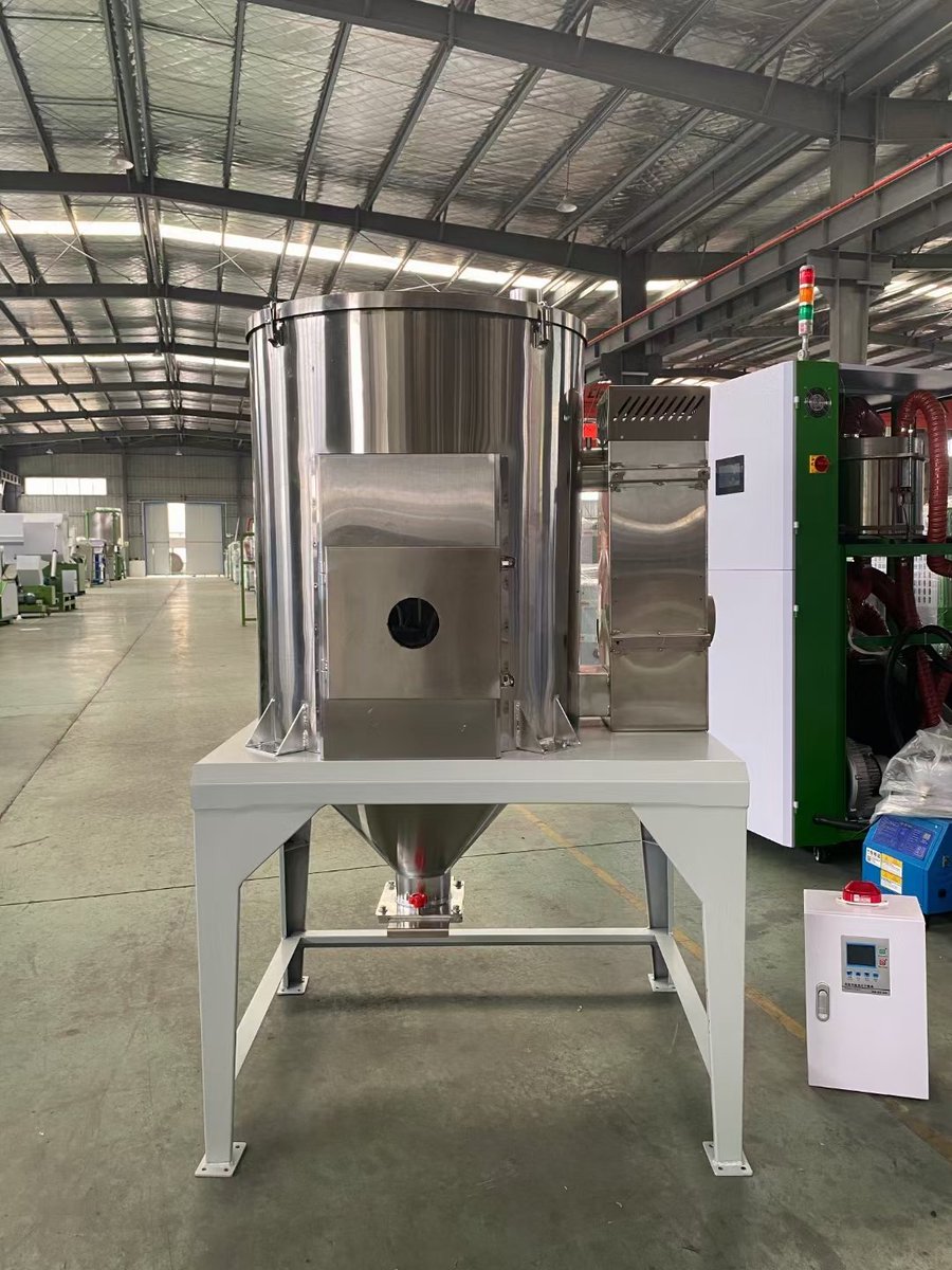 minimary100's tweet photo. European-style dryer~
mini mary
whastapp:+8613905568136
​#dryer
​#hightemperaturedryer
​#stainlessteeldryer
​#200degreedryer https://t.co/5monZLfLtN
