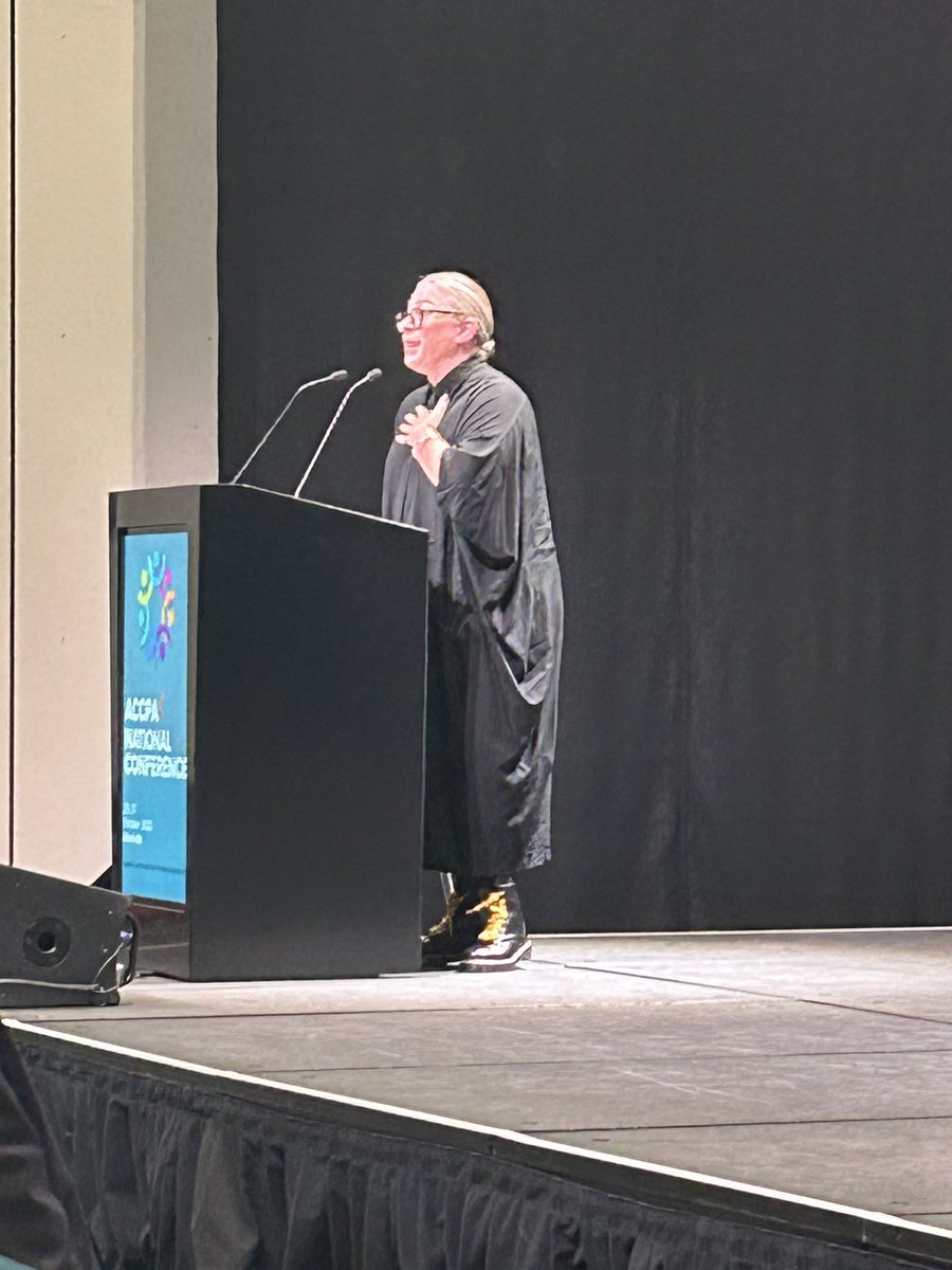 Nicky Sloan tweet media