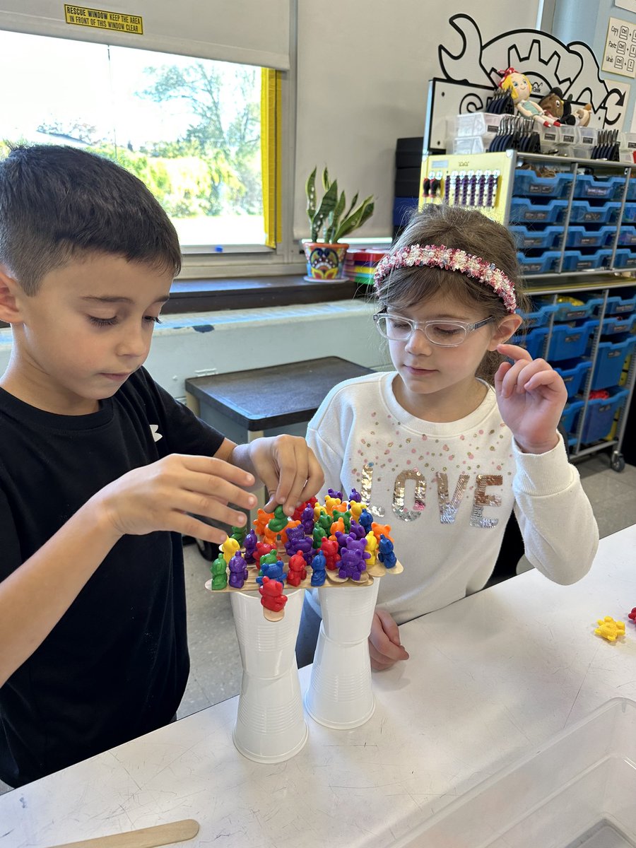 WantaghSTEAM's tweet photo. 1st graders learned about collaboration by playing floor is lava alone, then with a partner. What great teamwork and fantastic builds! @wantaghel @WantaghSchools #elementarystem #elementarysteam #stemed #engineering #floorislava https://t.co/YJuj57q6WX