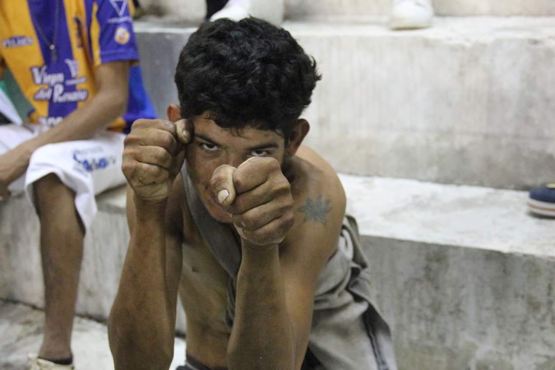 X: De seguro sos re tranquilo en la cancha.
Yo en la cancha: