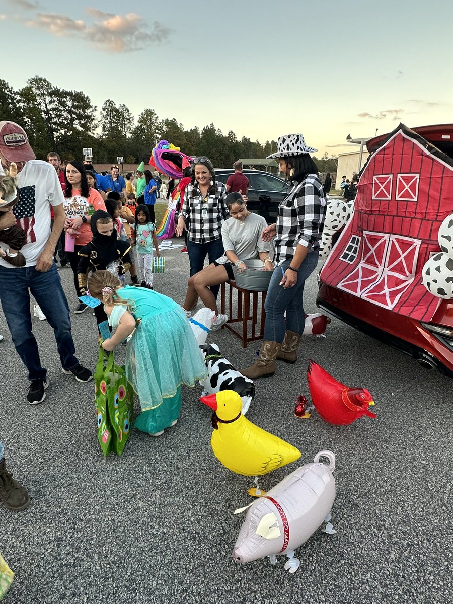 Tiffany Miller tweet media