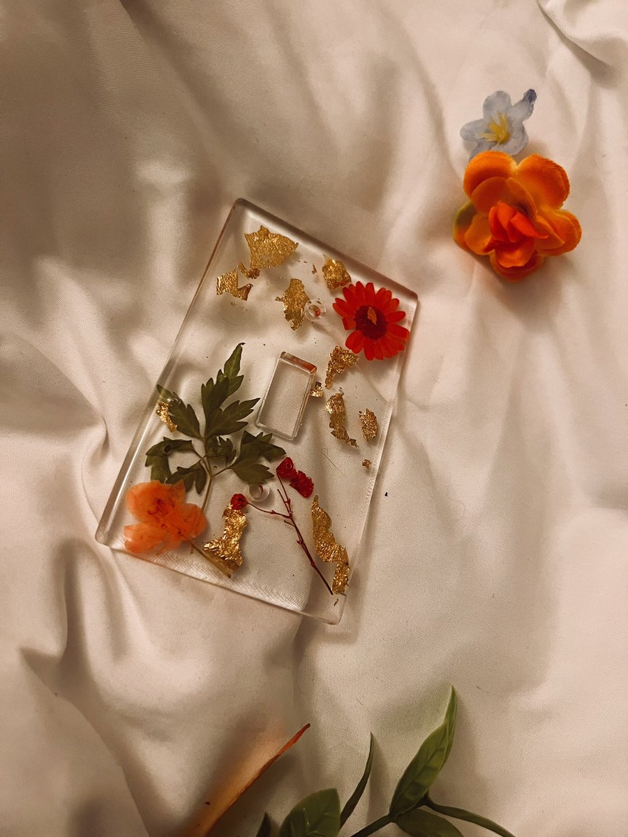 GroovySoulsCS's tweet photo. Groovy fam! Something new for yโall to see๐
A custom BEAUTIFUL outlet cover set done!๐๐ธโจ๐ฟ๐ท
.
.
.
#custommade #customcover #customoutletscover #resinart #resin #resinart #outletcover #support #shopper #giftideas #giftgiving #supportsmallbusiness #supportblackownedbusinesses https://t.co/9PJ8lqYAqa