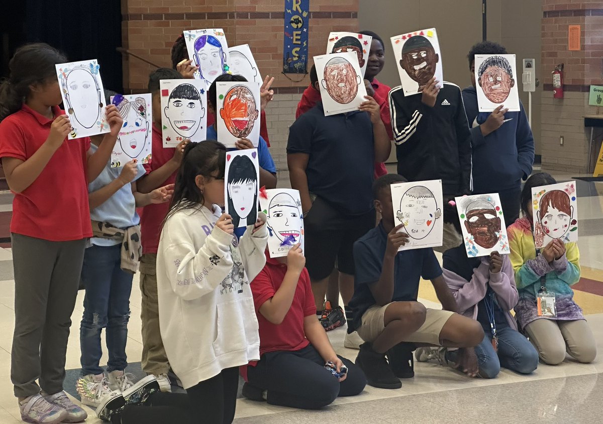 Horn CIA tweet media